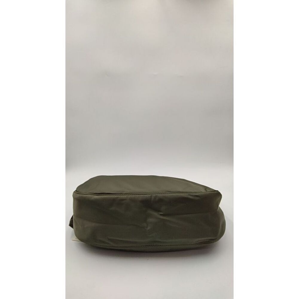 Quince Women Revive Nylon Crescent Shoulder Bag Green No Size - Picture 3 of 3